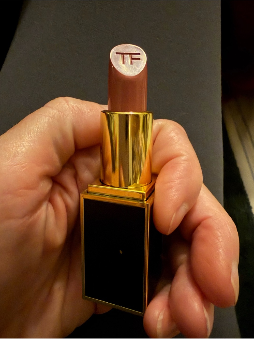 AUTHENTIC! BRAND NEW!
TOM FORD LIPSTICK